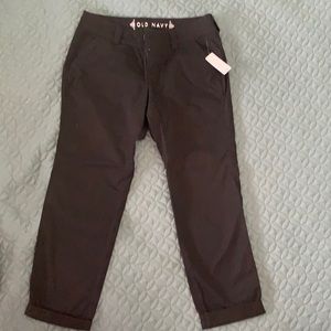 Black old navy pants.